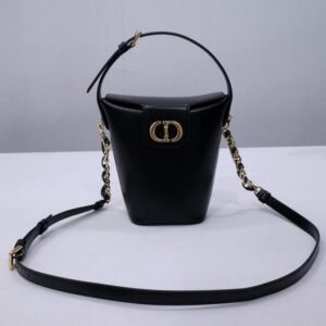 Replica Dior 30 Montaigne Amber Chain Black