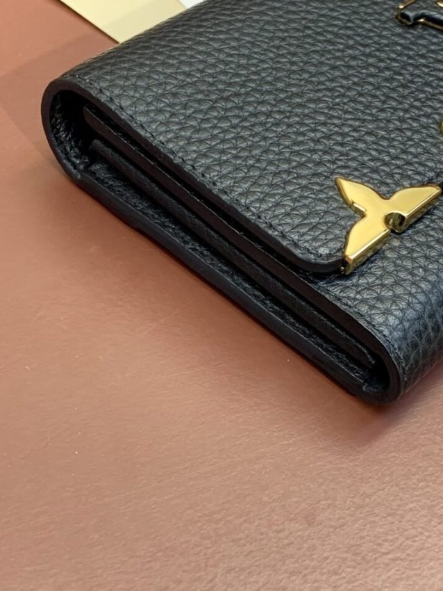 20240103_i1704253008_7797_8 Replica Louis Vuitton Capucines Long Black - 图片 5