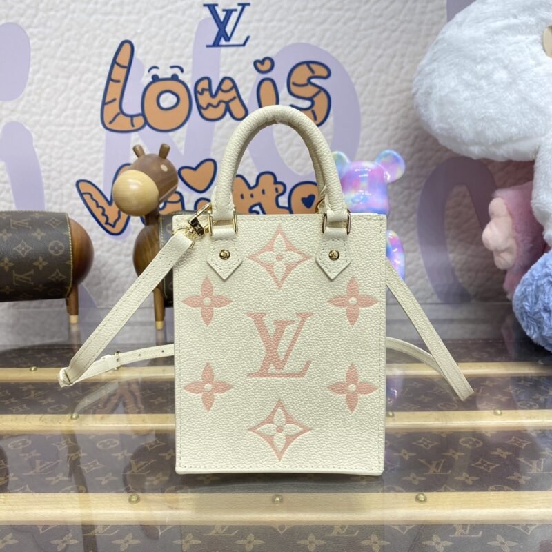 20240105_i1704455942_193_0 Replica Louis Vuitton Sac Plat Petit Pink
