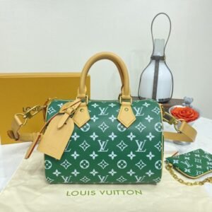Elementor 页面 #30127 Replica Louis Vuitton Speedy P9 Bandouliere 25 Green