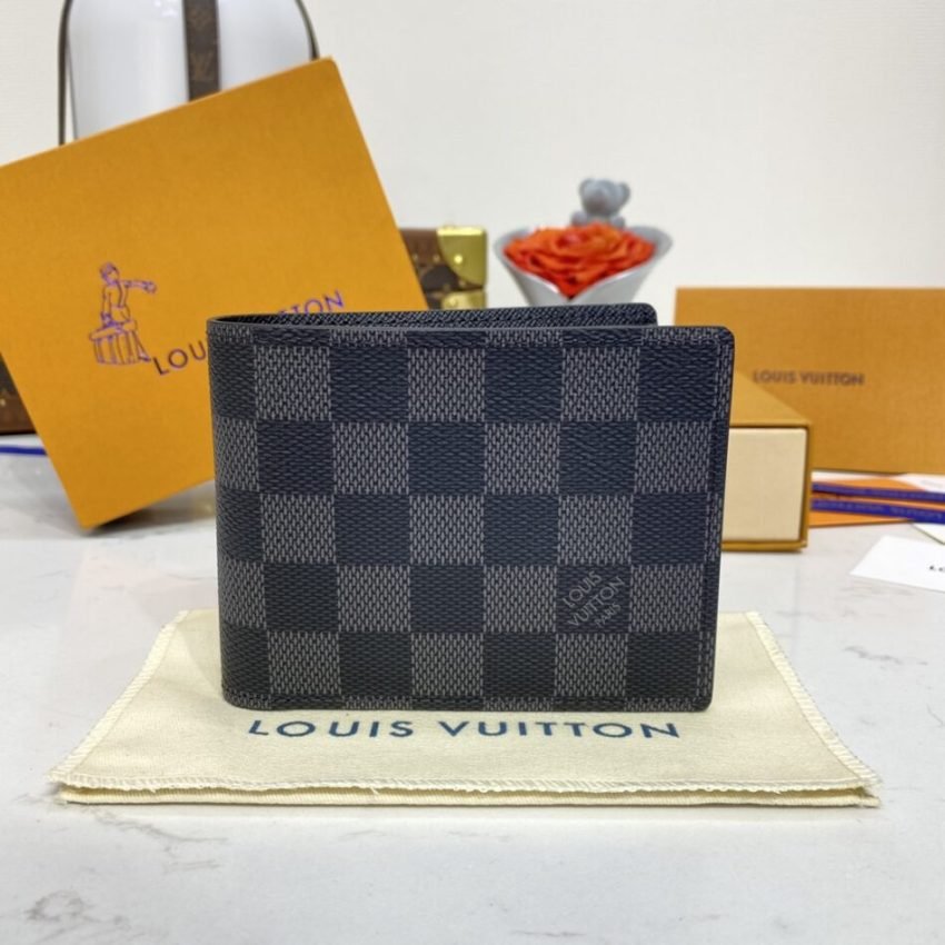 20240228_i1709123877_8543_0 Replica Louis Vuitton Multiple Wallet Black Grid