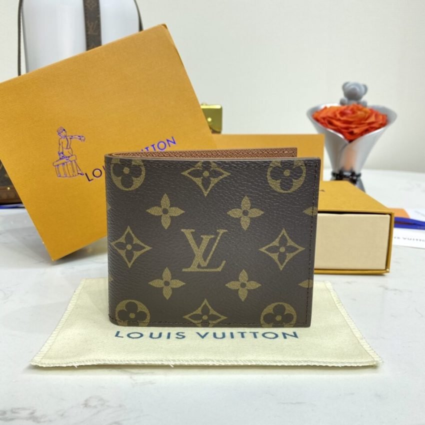 20240229_i1709209310_4403_0 Replica Louis Vuitton Marco Wallet Brown