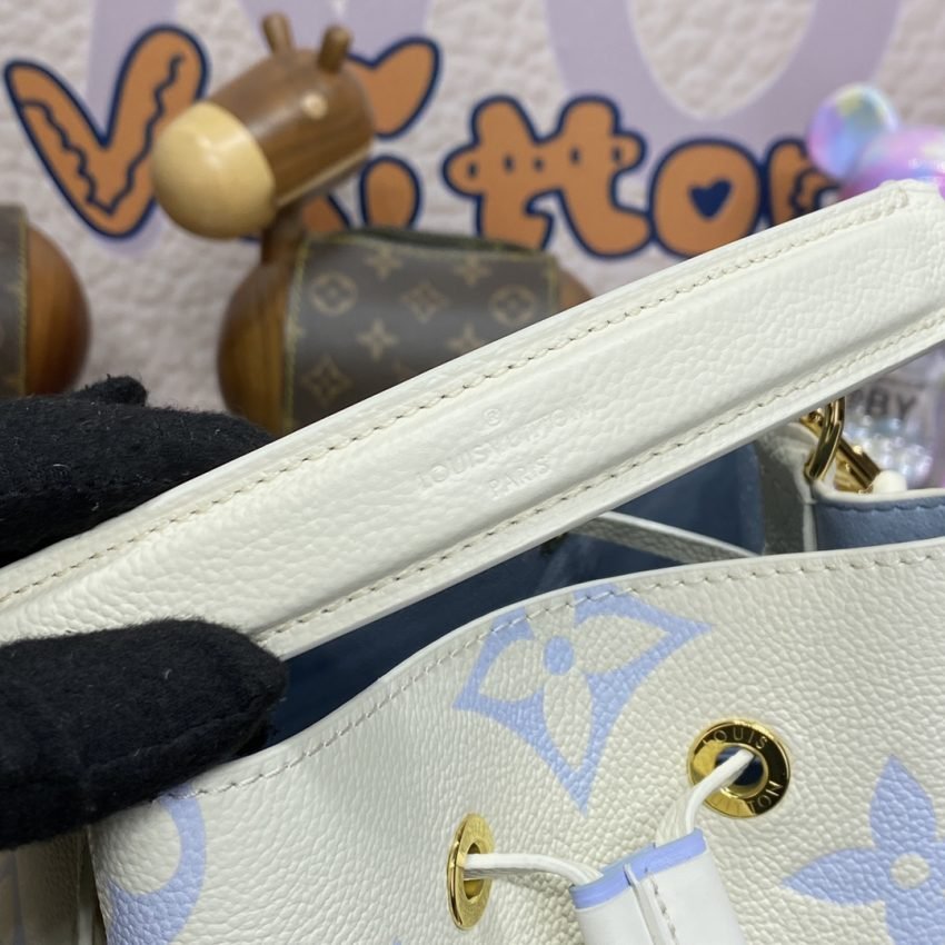 20240312_i1710253730_2599_7 Replica Louis Vuitton NeoNoe BB White Sky Blue - 图片 3