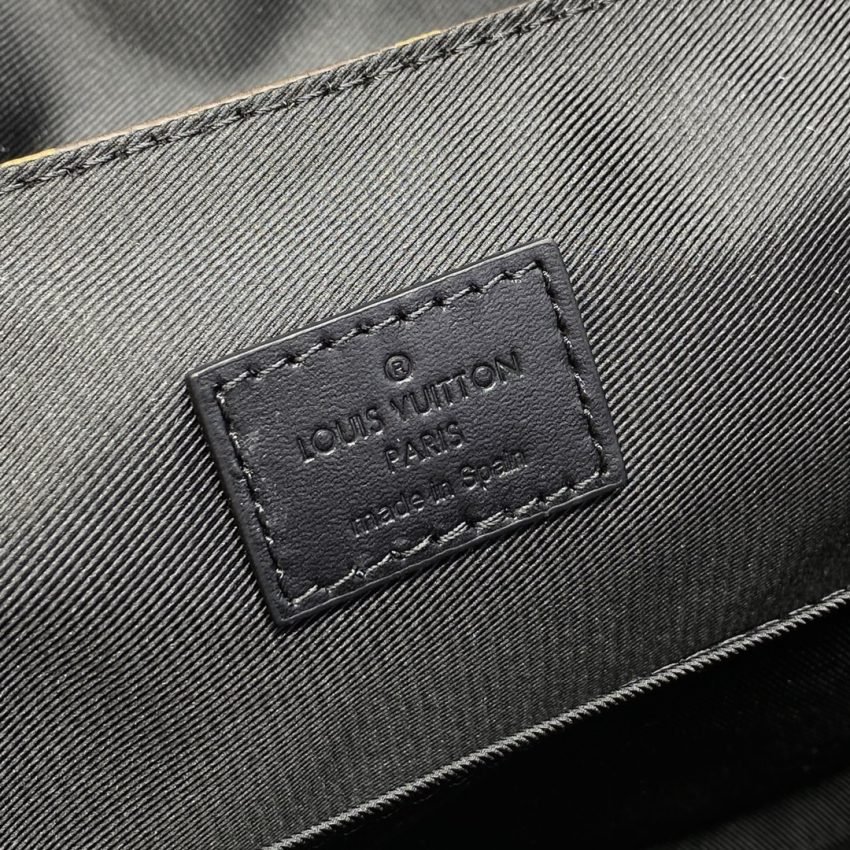 20240320_i1710935790_5177_7 Replica Louis Vuitton Trail Messenger Bag - 图片 3