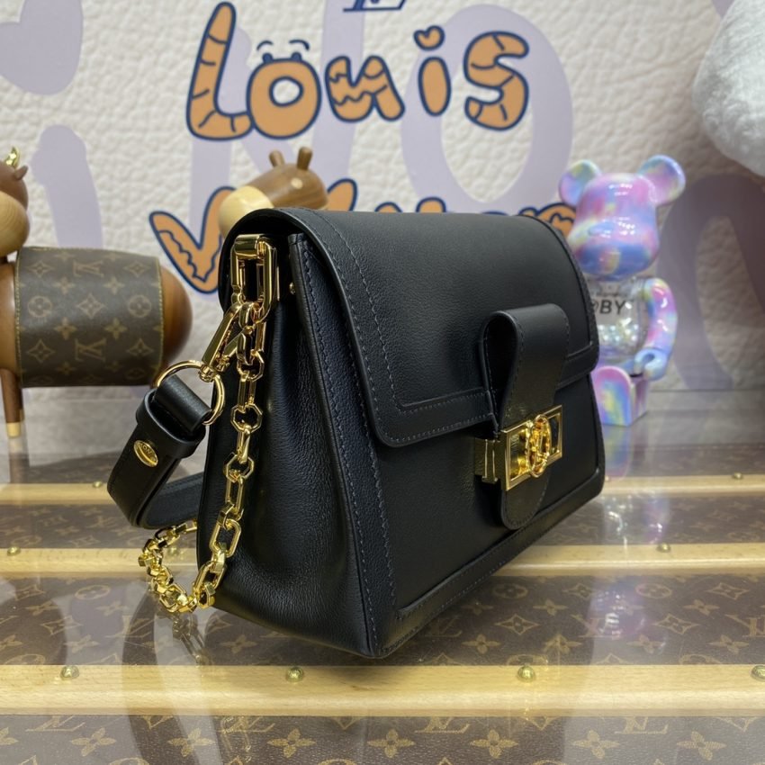 20240326_i1711455641_9113_2 Replica Louis Vuitton Dauphine MM Black - 图片 8