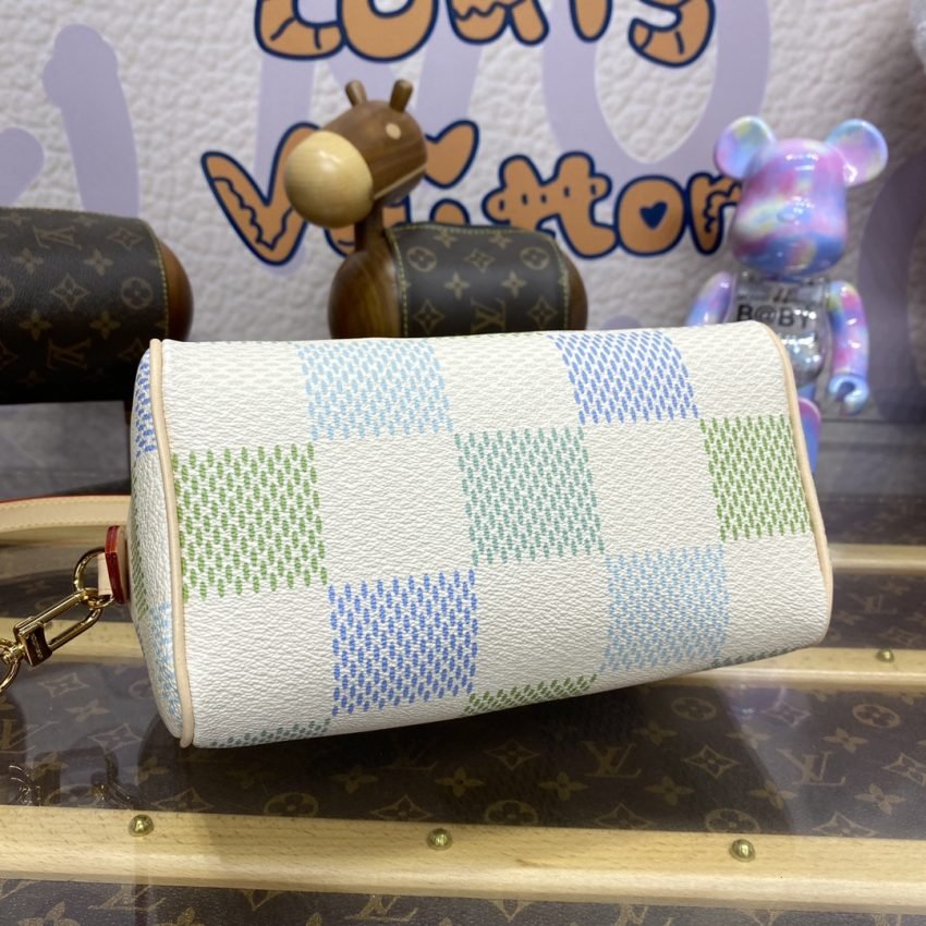 20240401_i1711972115_4976_3 Replica Louis Vuitton Speedy Bandouliere 20 Green Grid - 图片 3