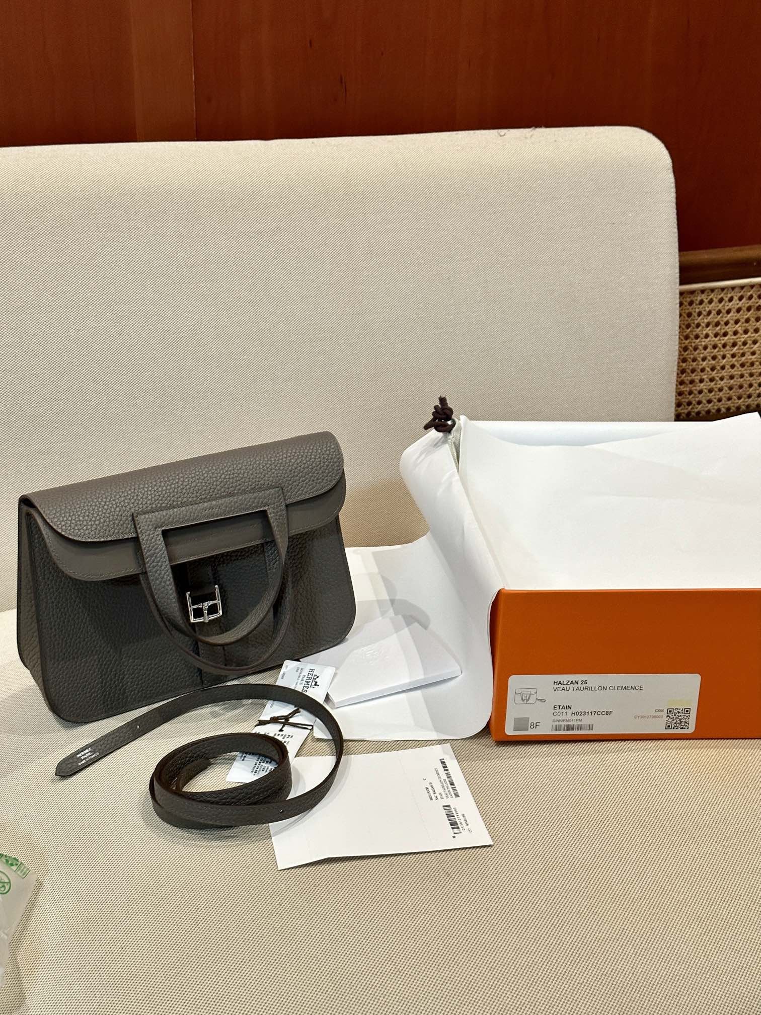 20240928_i1727508567_1703_8 Replica Hermes Halzan Dark Grey - 图片 3
