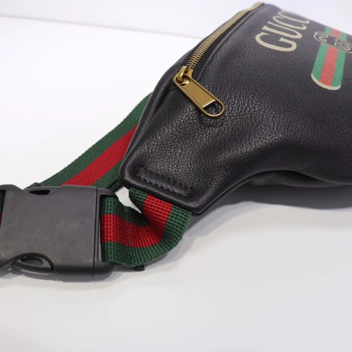 7c35efe502c08c3b Replica Gucci Print Belt Bag - 图片 5