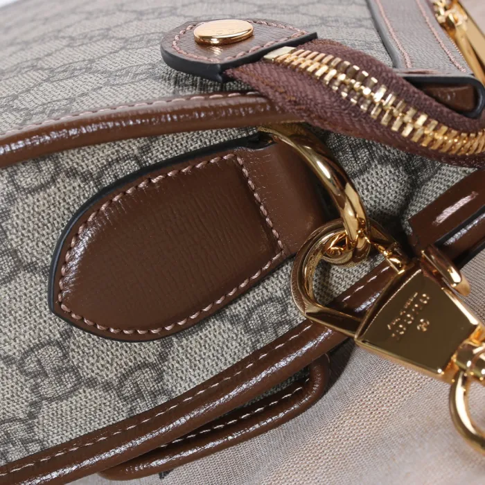 820d35b4399f0f13 Replica GUCCI MESSENGER BAG WITH INTERLOCKING - 图片 7