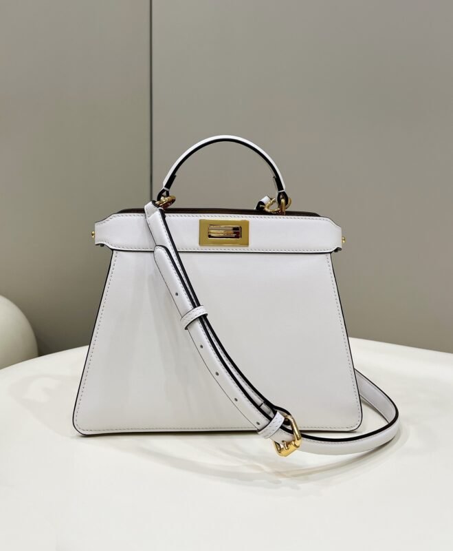 a1-1-24 Replica Fendi Peekaboo Medium White