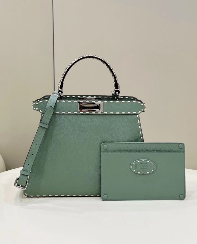 a1-1-25 Replica Fendi Peekaboo Green Python Handle
