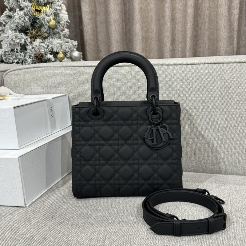 a1-12 Replica Lady Dior Medium Ultramatte Black
