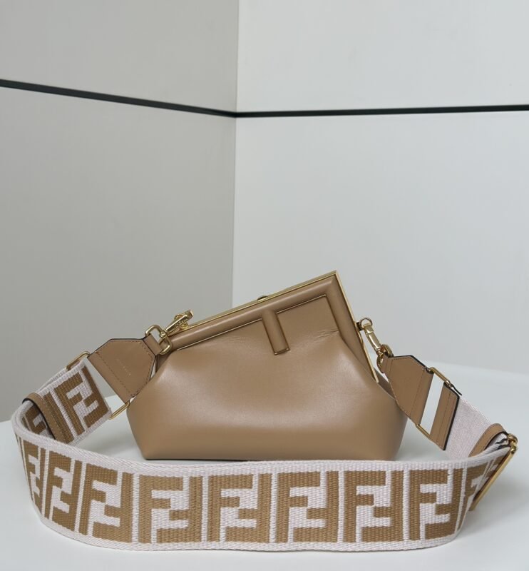 a2-13 Replica Fendi First Brown - 图片 2