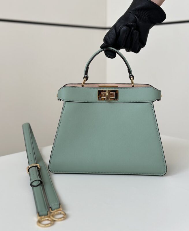 a2-44 Replica Fendi Peekaboo Medium Light Green