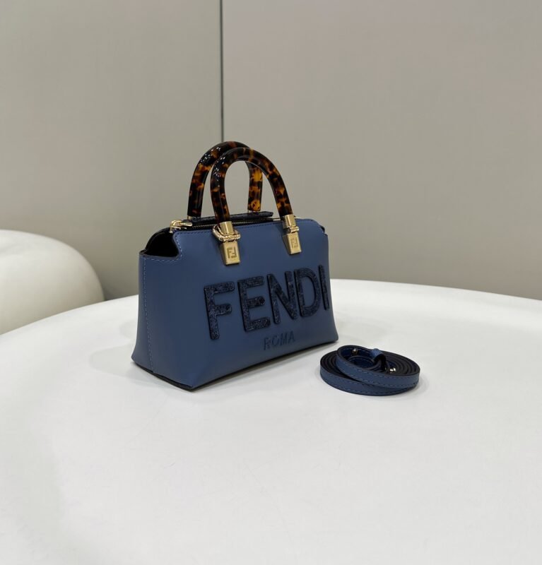 a3-4-1 Replica Fendi By The Way Boston Blue - 图片 3