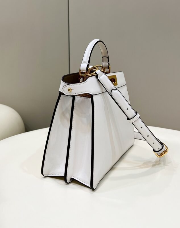 a4-1-24 Replica Fendi Peekaboo Medium White - 图片 4