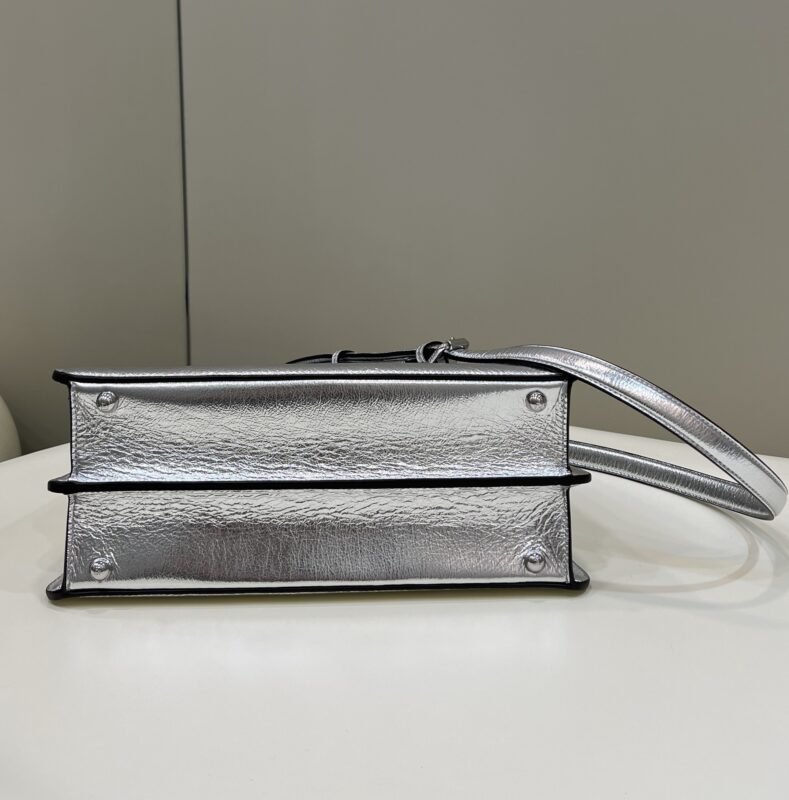 a4-32 Replica Fendi Peekaboo Large Silver - 图片 4