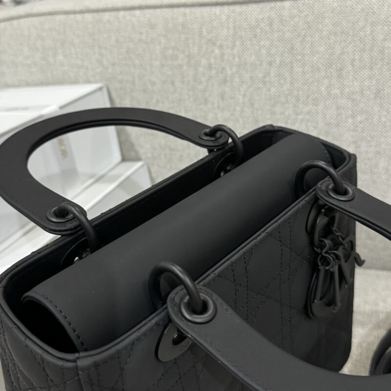 a5-12 Replica Lady Dior Medium Ultramatte Black - 图片 2