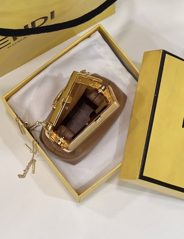 a5-2-8 Replica Fendi First Mini Brown - 图片 5