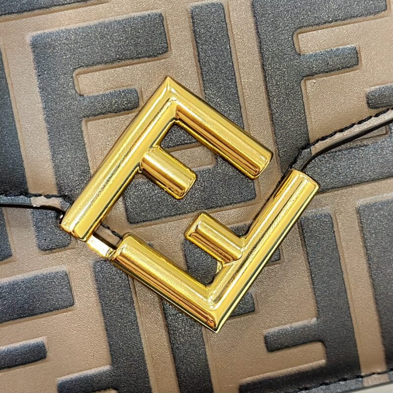a6-60 Replica Fendi Baguette Wallet on Chain - 图片 6