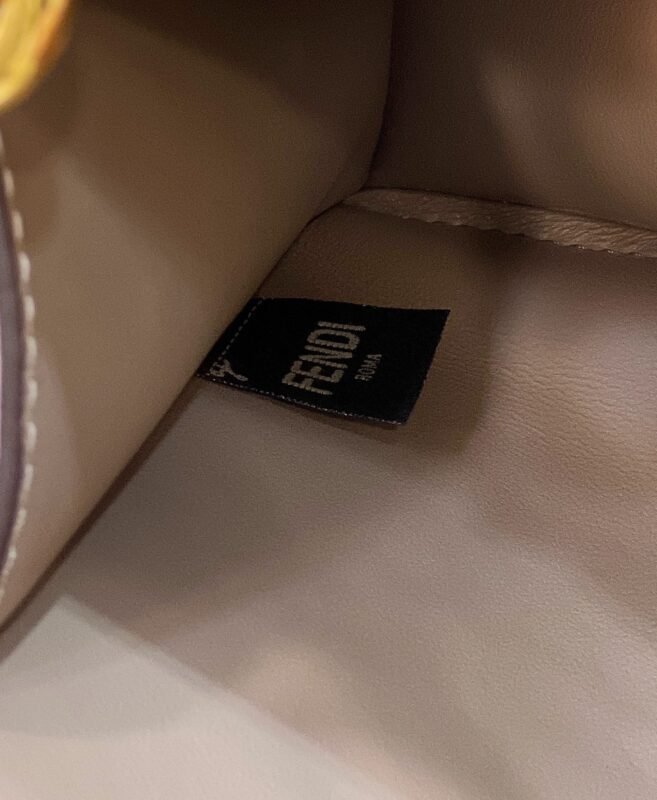 a7-1-24 Replica Fendi Peekaboo Medium White - 图片 7