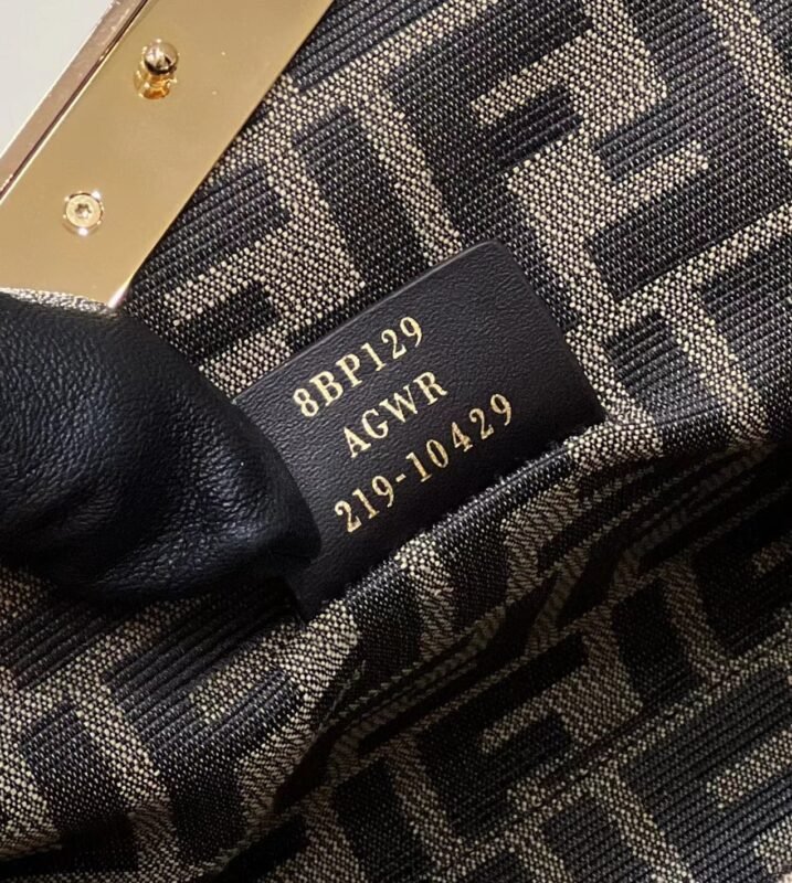 a8-3-5 Replica Fendi First Pink Python - 图片 8