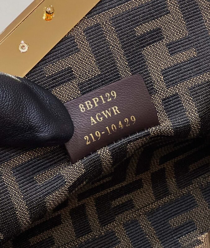 a8-4-4 Replica Fendi First Beige Python - 图片 8