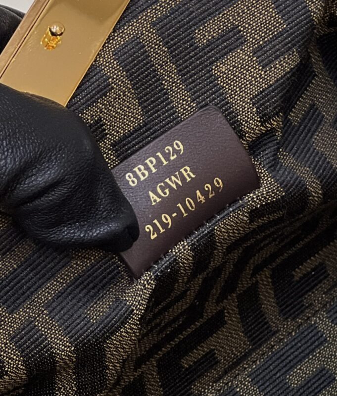 a8-5-3 Replica Fendi First Black Python - 图片 8