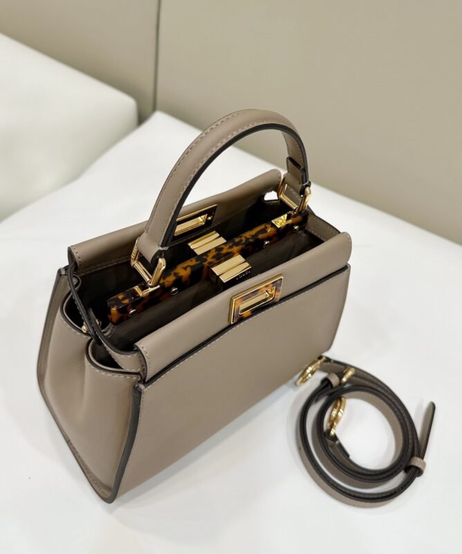a9-2-10 Replica Fendi Peekaboo Beige - 图片 9