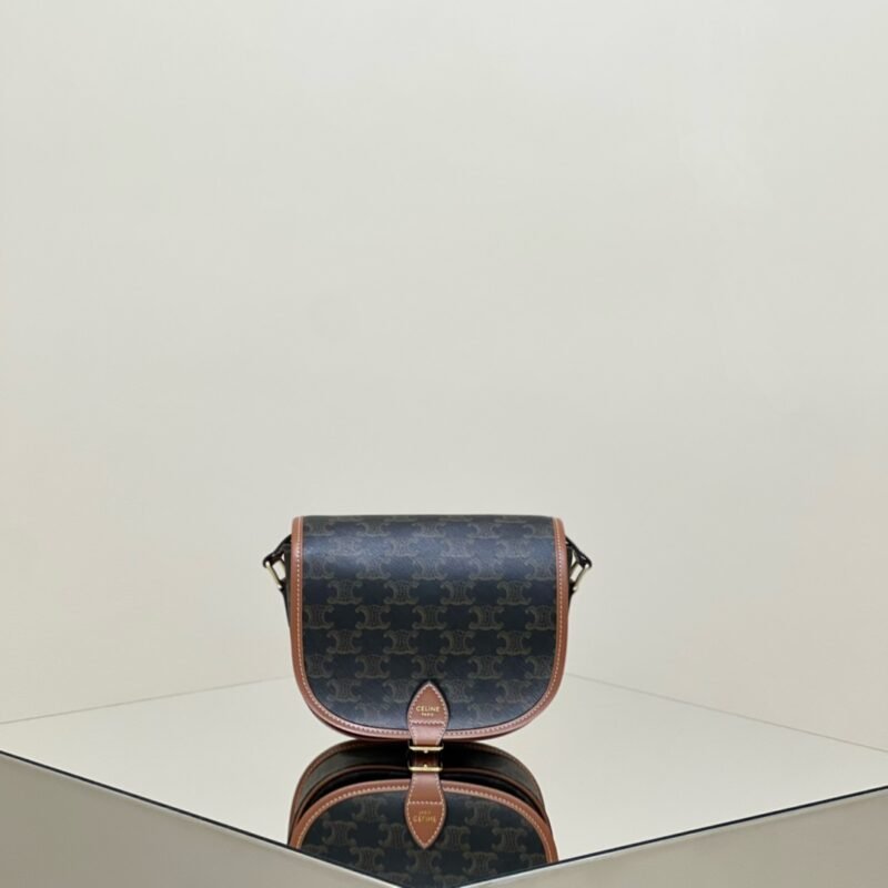 aa1-4 Replica Celine Triomphe Canvas Folco