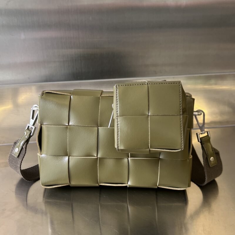aa1-68 Replica Bottega Veneta Cassette With Versatile Strap - 图片 2