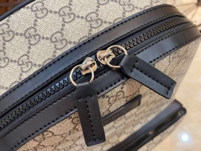 c2714857e1ba01d7 Replica GUCCI MEDIUM GG BACKPACK WITH TAG - 图片 12