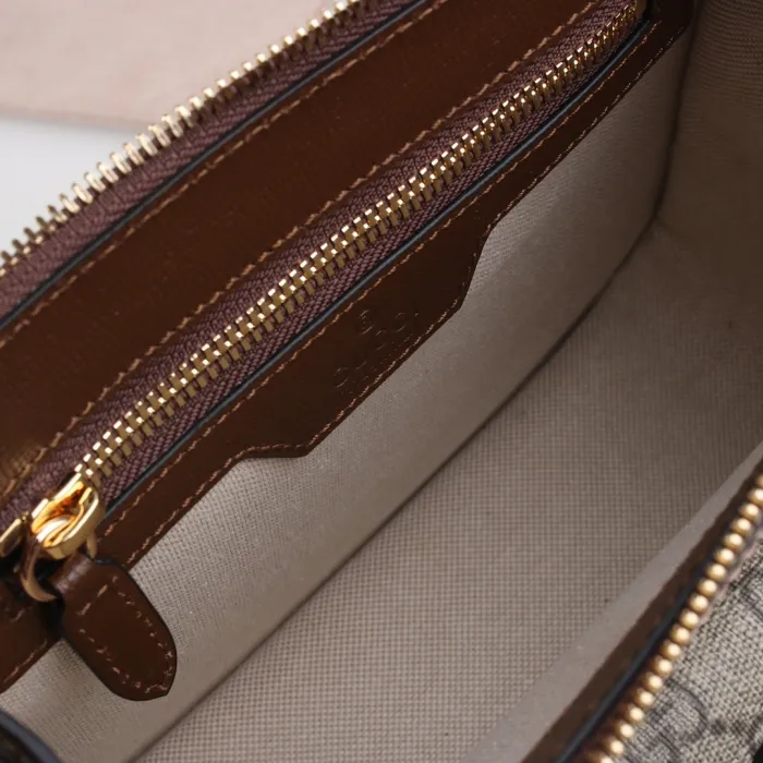 ce91e6049595b9dc Replica GUCCI MESSENGER BAG WITH INTERLOCKING - 图片 8