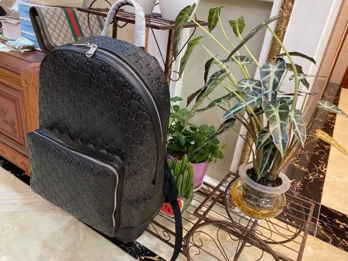 f1f7fd44ec7349a7 Replica GUCCI MEDIUM GG BACKPACK WITH TAG - 图片 15