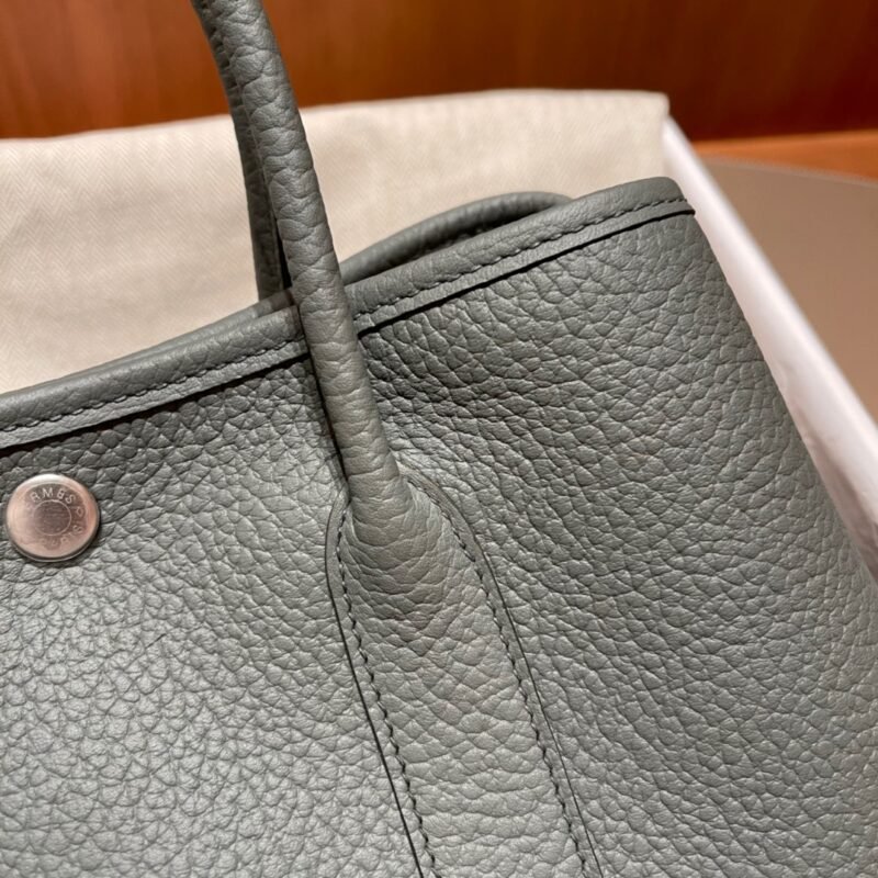 fb638e_24812caa5fc64202a5649282282d7623mv2-800x800-1 Replica Hermes Garden Party 30cm Vert Amande - 图片 4