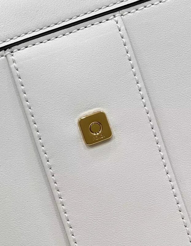 i1671242806_671_6 Replica Fendi Peekaboo With Patch Pocket White - 图片 2