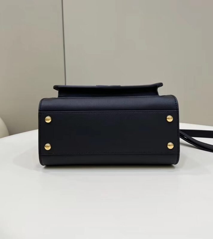 i1671246008_9381_3 Replica Fendi Peekaboo With Patch Pocket Black - 图片 8