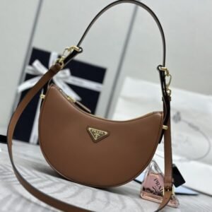 Replica Prada  Arque Caramel