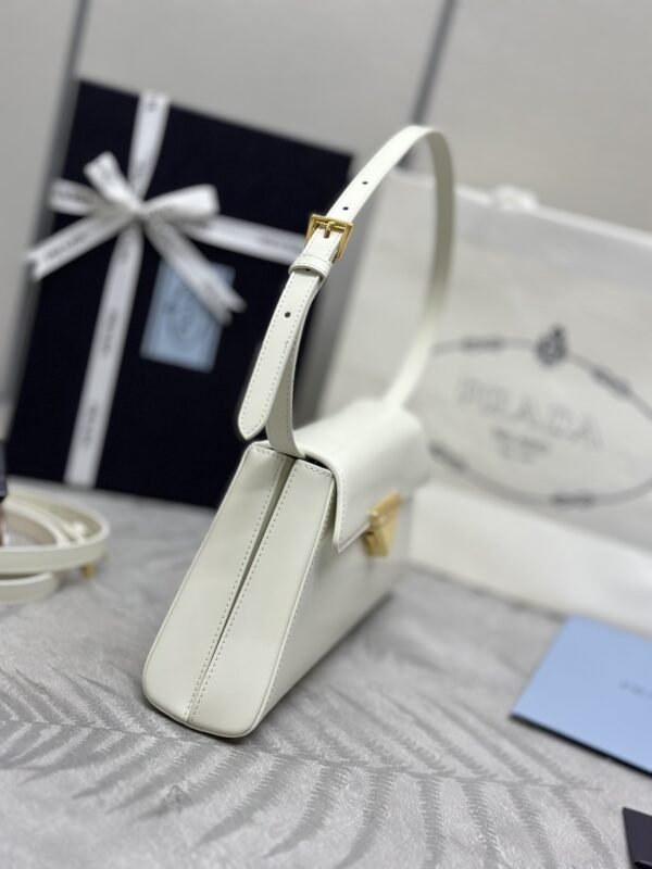 i1701248268_8568_8 Replica Prada White Leather Handbag - 图片 8