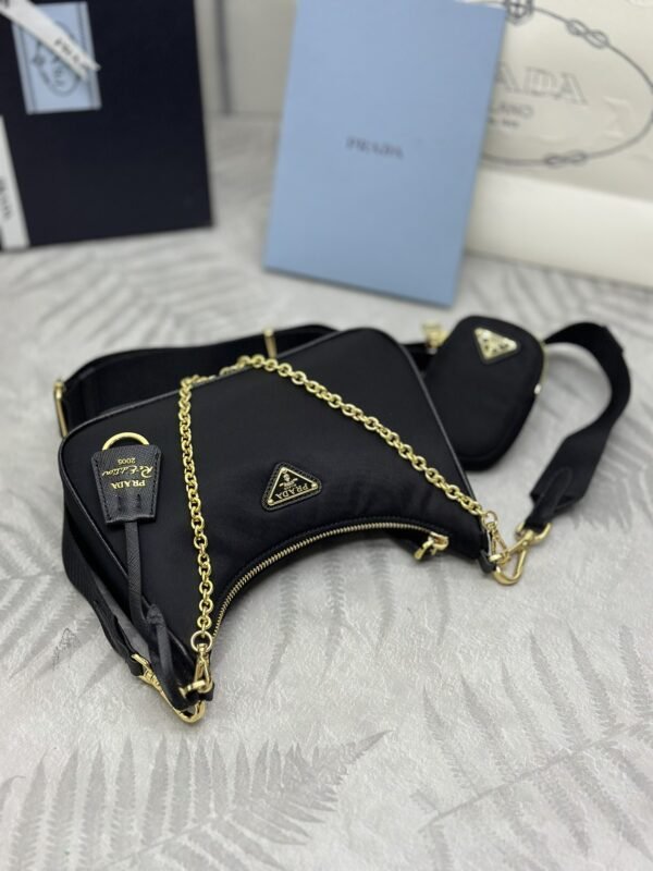 i1702402214_150_0 Replica Prada Re-Edition Nylon 2005 Black - 图片 2