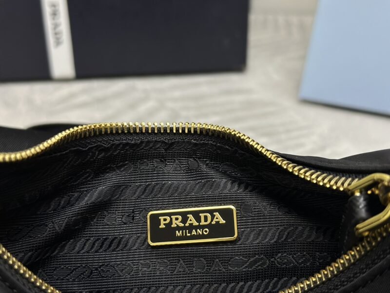 i1702402214_4548_3 Replica Prada Re-Edition Nylon 2005 Black - 图片 4