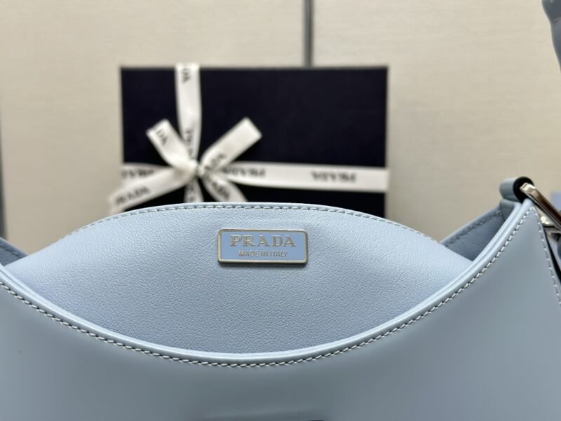 i1703329026_637_7 Replica Prada Cleo Brushed Blue Bag - 图片 2