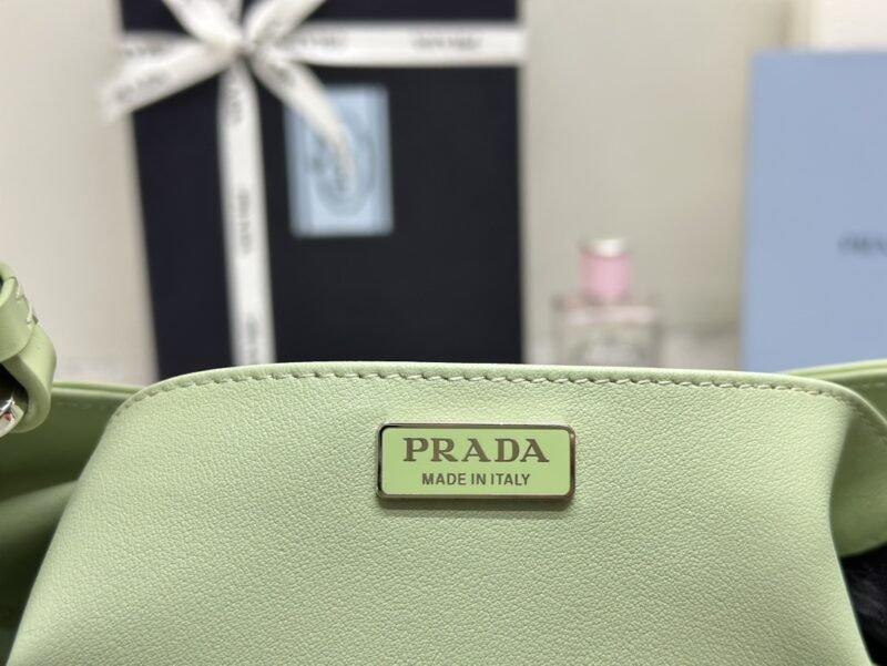 i1703329291_7220_7 Replica Prada Cleo Brushed Green Bag - 图片 8