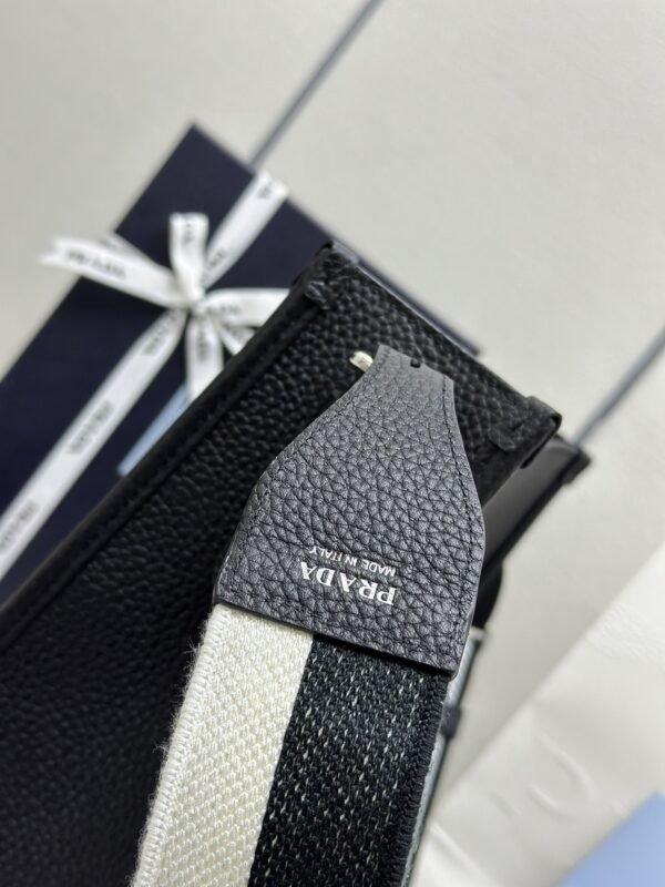 i1703590886_8535_8 Replica Prada Saffiano Tote Black - 图片 7