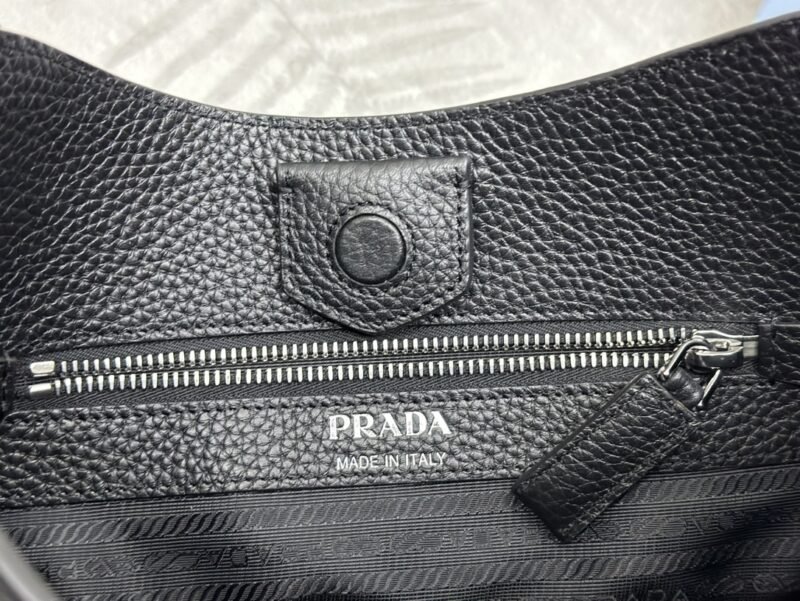 i1703590886_9455_7 Replica Prada Saffiano Tote Black - 图片 9