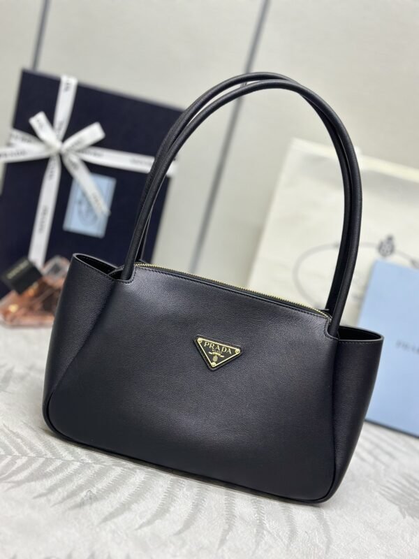 i1703862255_1590_0 Replica Prada Medium Black Shoulder Bag
