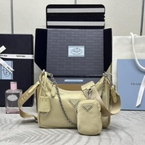 Replica Prada  Re-Edition Nylon 2005 Yellow