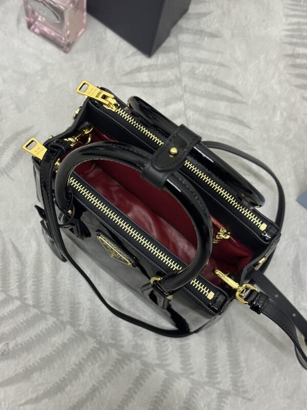 i1706632807_2364_1 Replica Prada Galleria Black Patent - 图片 2
