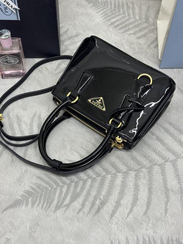 i1706632807_4239_5 Replica Prada Galleria Black Patent - 图片 5