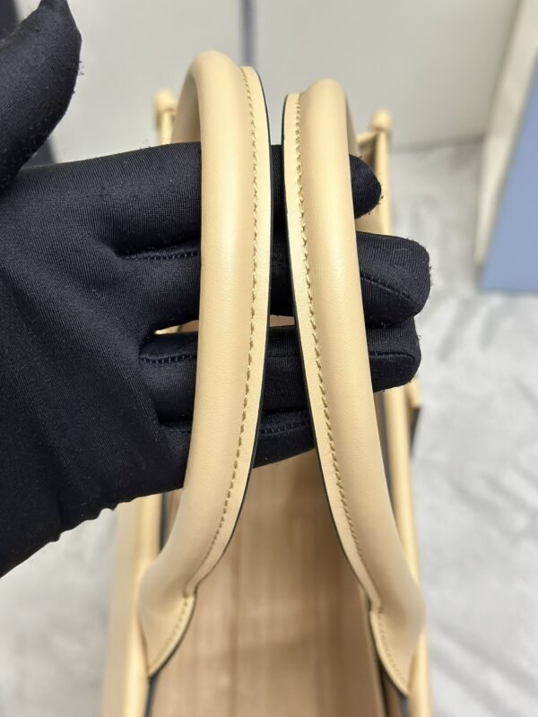 i1711468299_2464_6 Replica Prada Symbole Milk Tea - 图片 3